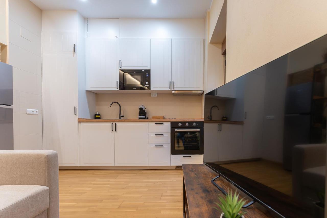 Apartamento Puerta De Cordoba- Exterior Con Balcones エクステリア 写真