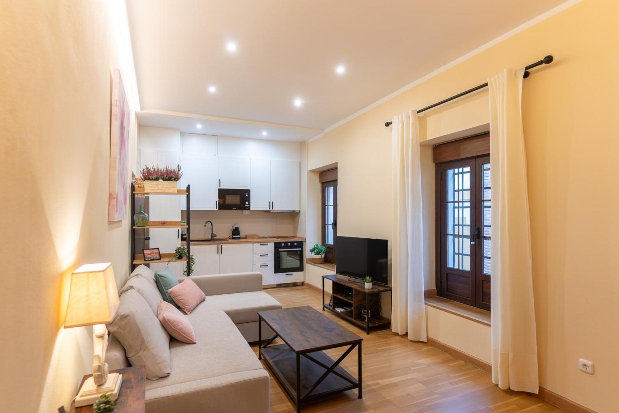 Apartamento Puerta De Cordoba- Exterior Con Balcones エクステリア 写真