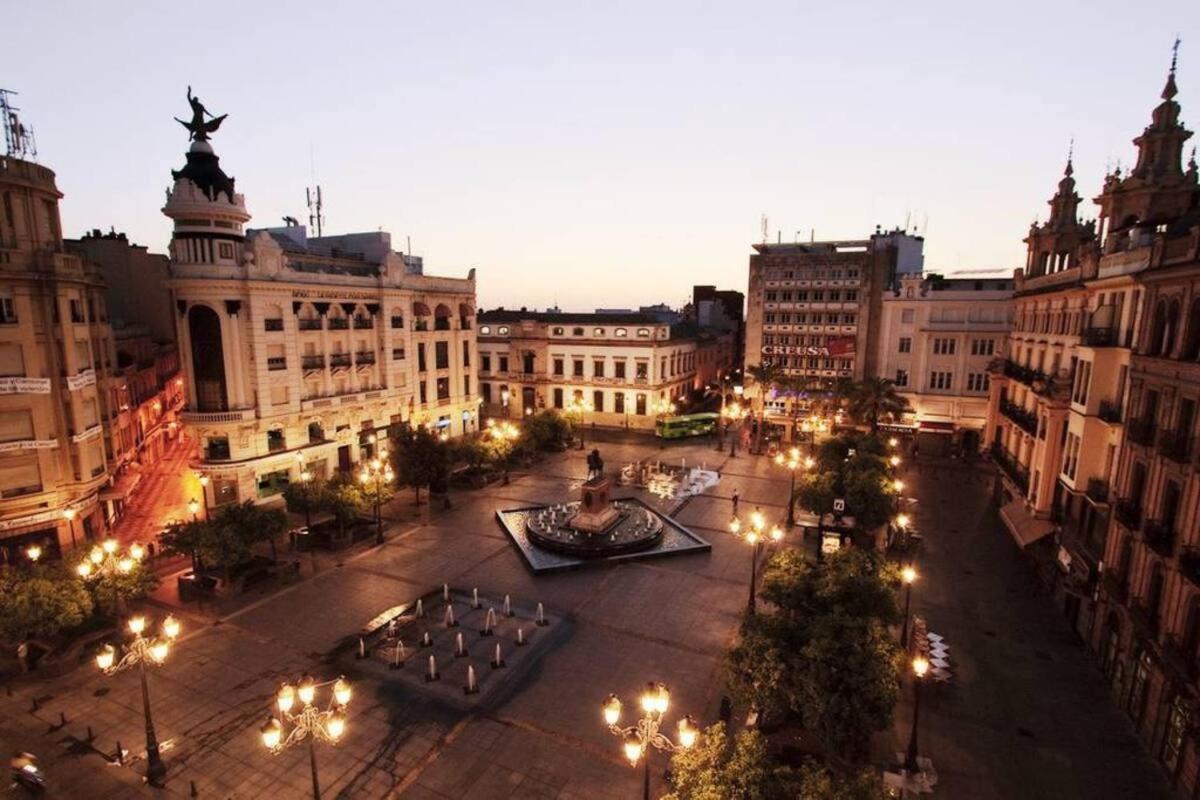Apartamento Puerta De Cordoba- Exterior Con Balcones エクステリア 写真