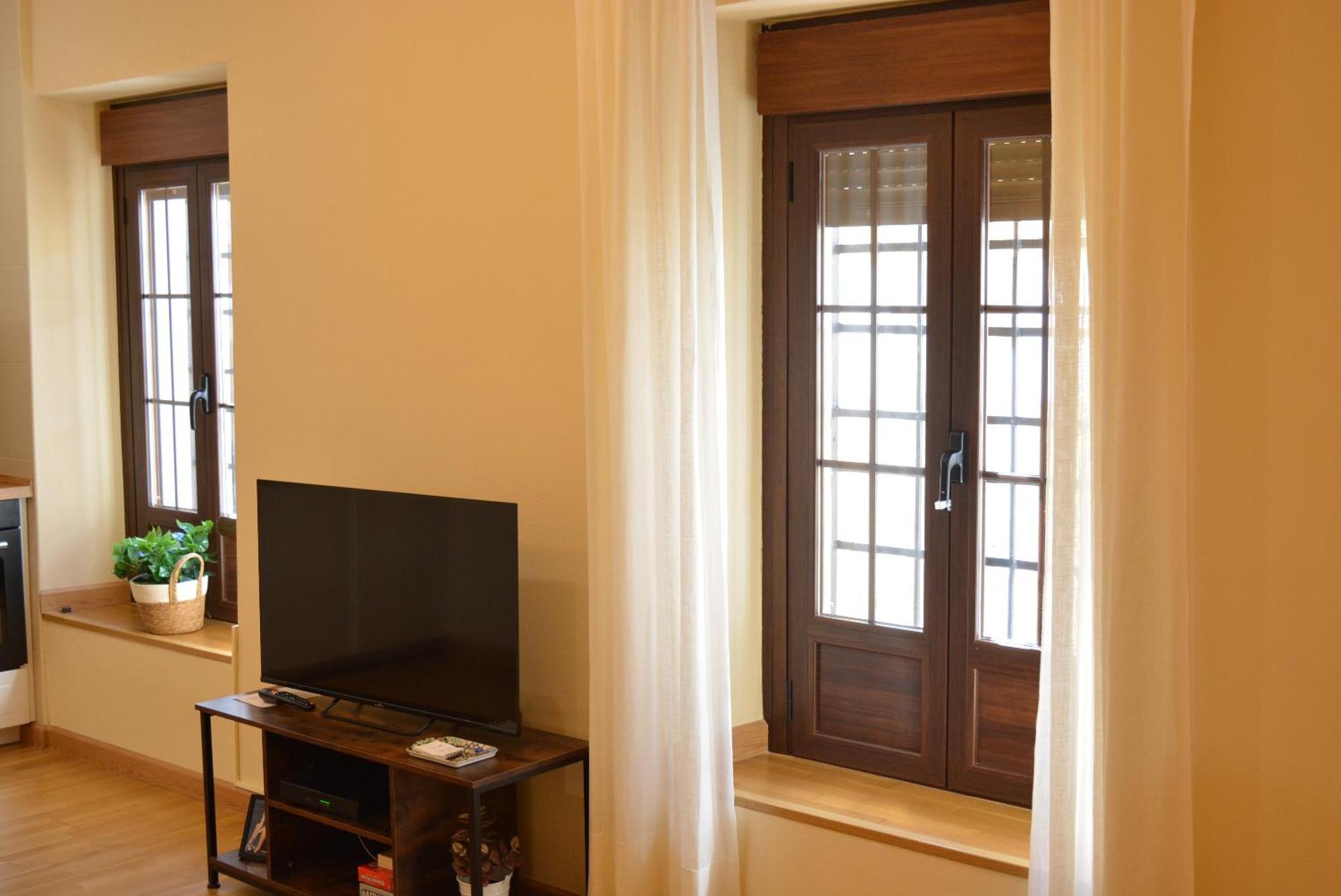 Apartamento Puerta De Cordoba- Exterior Con Balcones エクステリア 写真