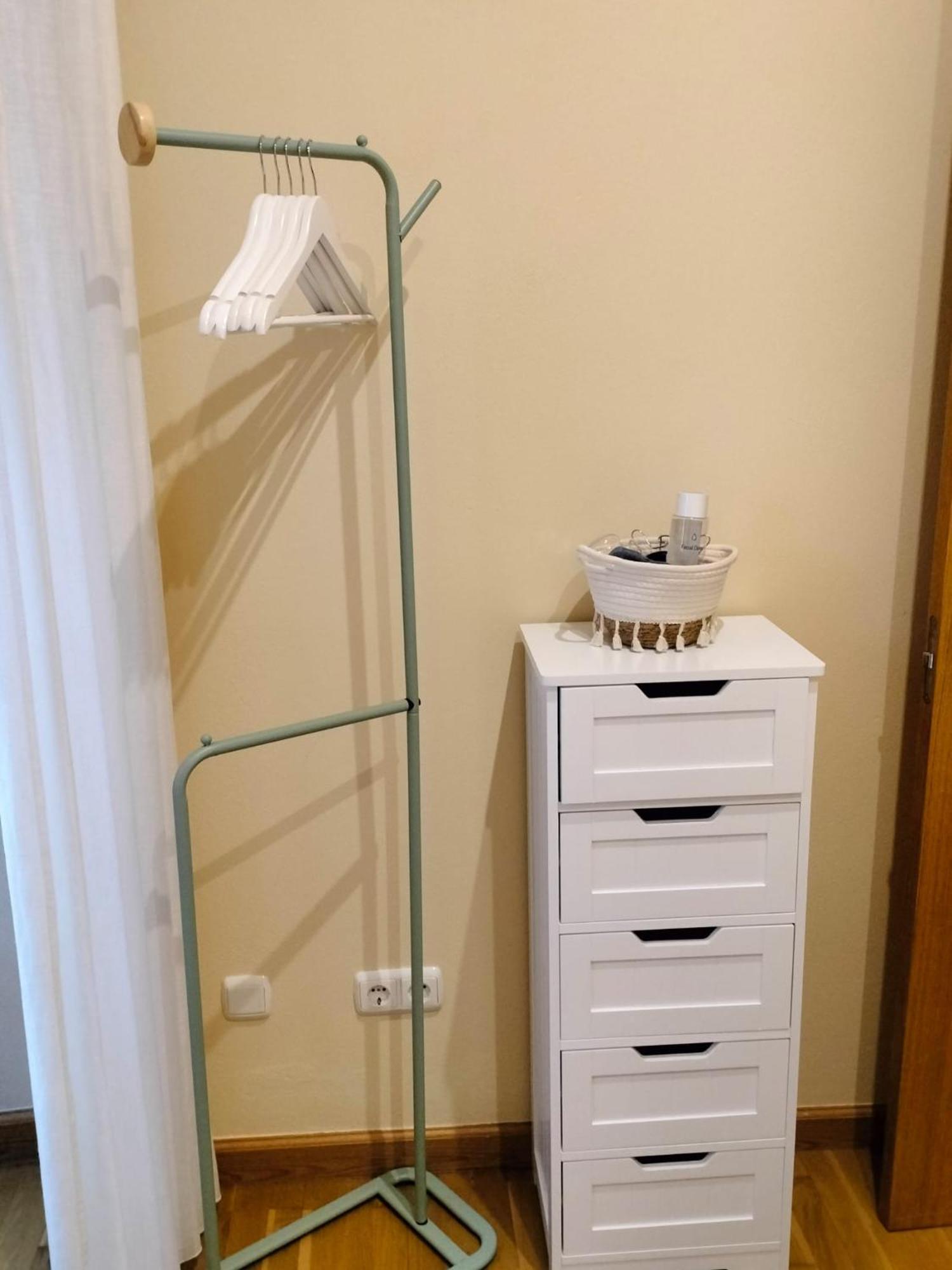 Apartamento Puerta De Cordoba- Exterior Con Balcones エクステリア 写真